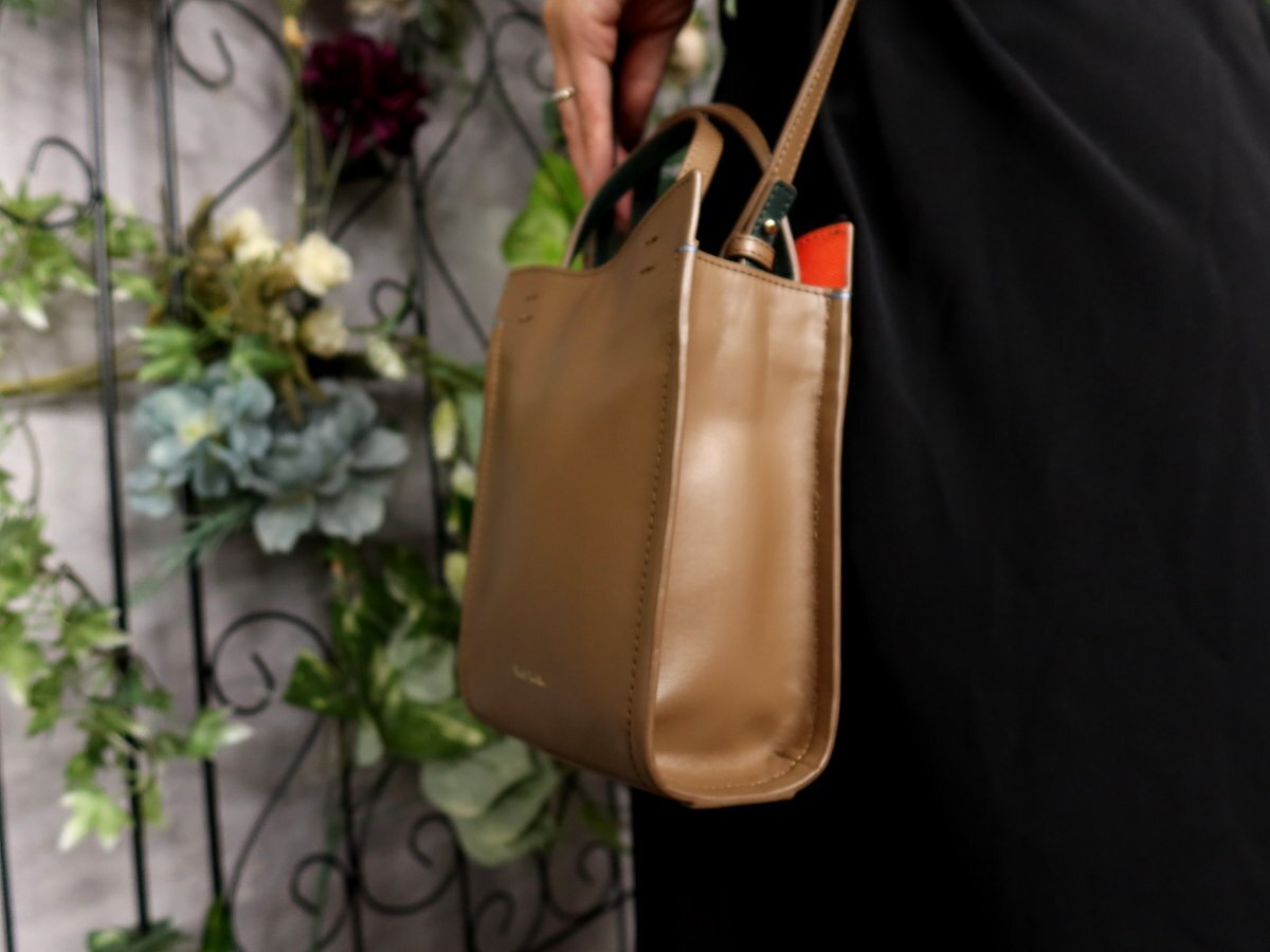 ●超美品●Paul smith ポール?スミス●カーフ レザー 本革●2way ミニ ハンド バッグ●ブラウン マルチカラー●ゴールド金具●Js60656
