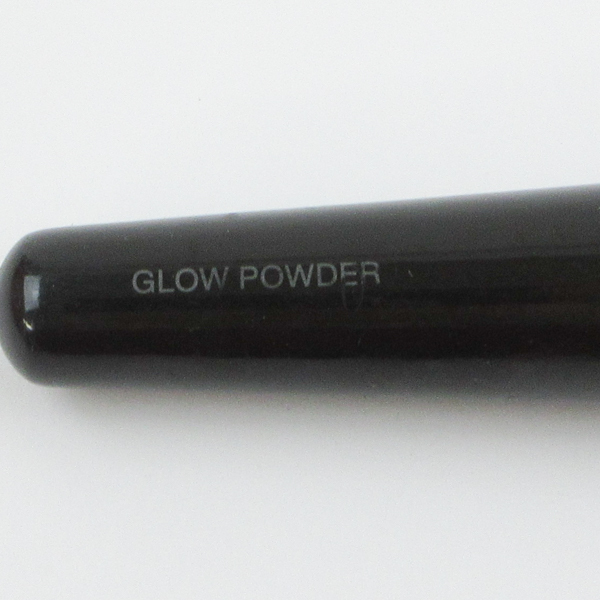 ローラ メルシエ グロウ パウダー ブラシ C686