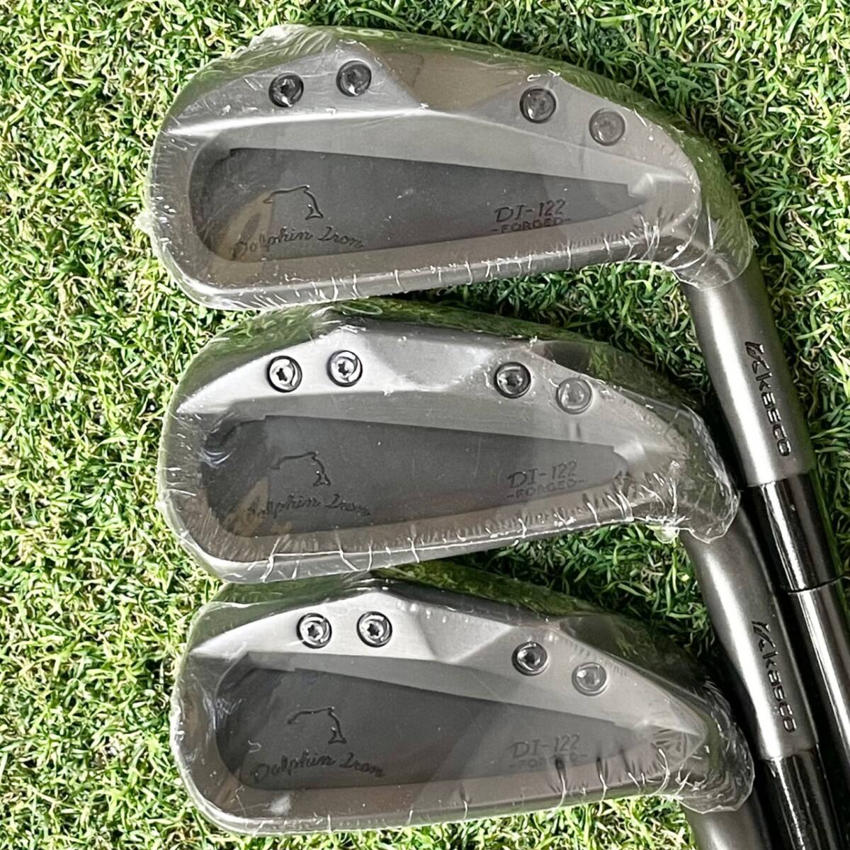 【新品！保証書付き！】 kasco DI-122 ATTAS裝著 キャスコ ドルフィンアイアン ブラック アイアンセット メンズ 6本 右 送料無料