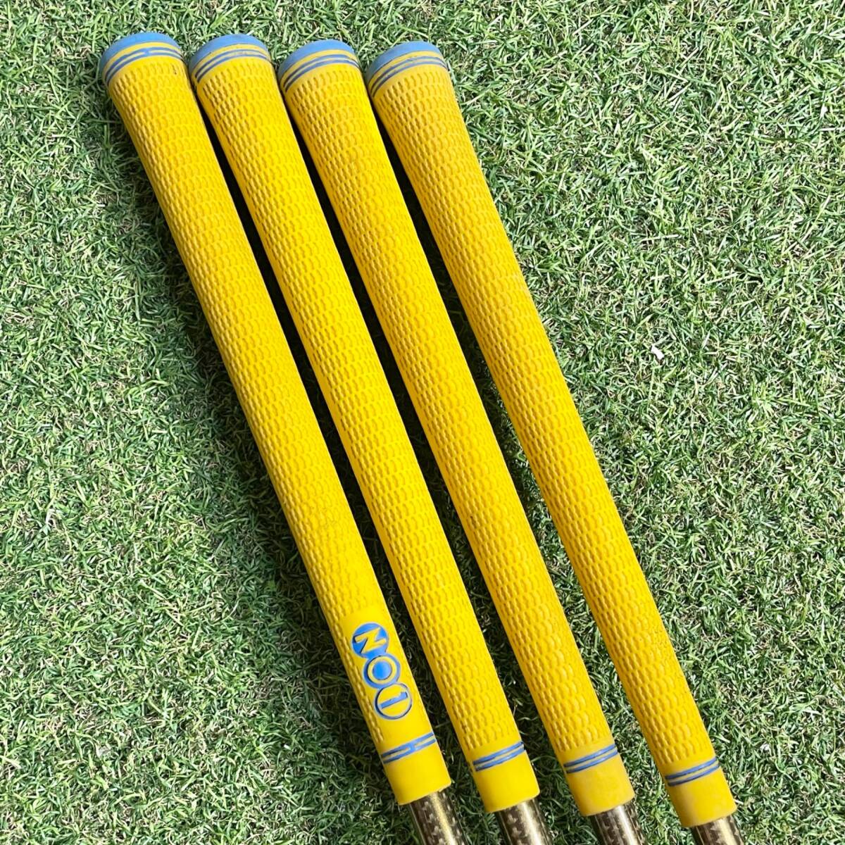 HONMA BERES ホンマ ベレス MG703 2S アイアンセット 4本 メンズ R 右 本間ゴルフ 最高級モデル アーマック 2星 送料無料