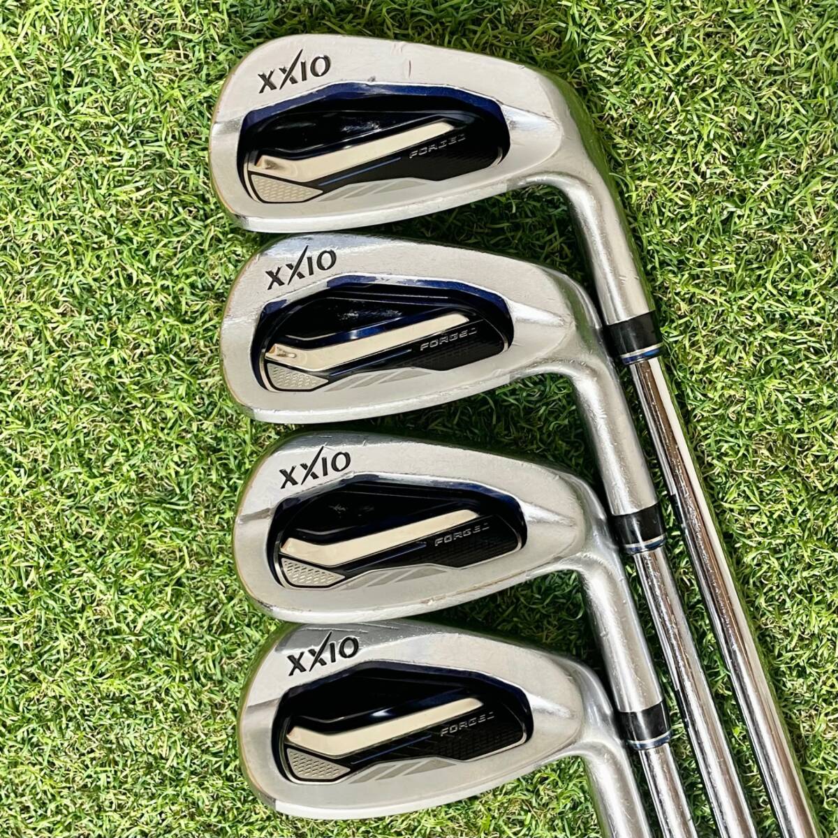 【豪華9本】XXIO FORGED ゼクシオフォージド 2017年モデル アイアンセット 9本 メンズ R 右 N.S.PRO 930GH DUNLOP ダンロップ_画像3