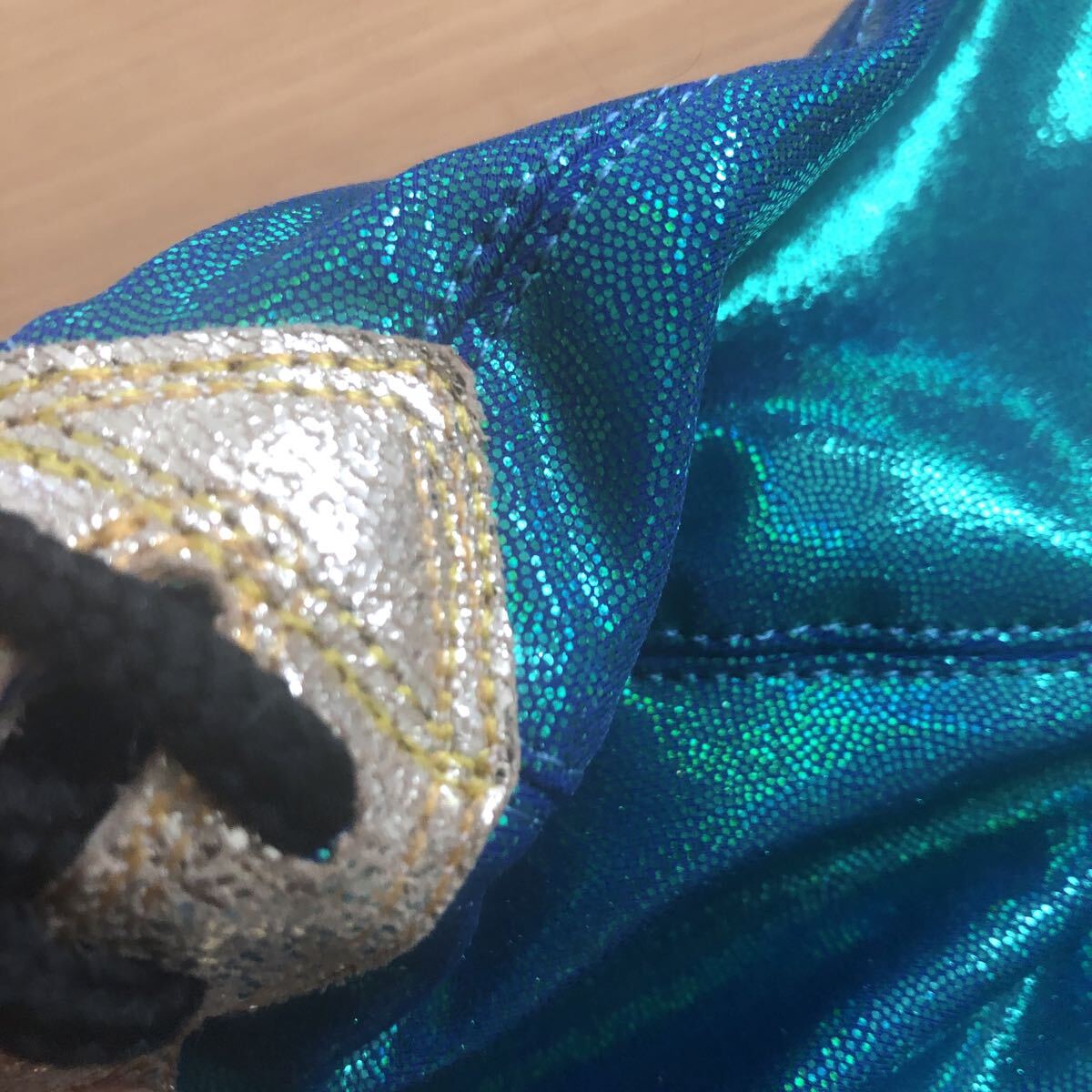 ドスカラス　直筆サイン入　着用写真付き 試合用マスク_画像5