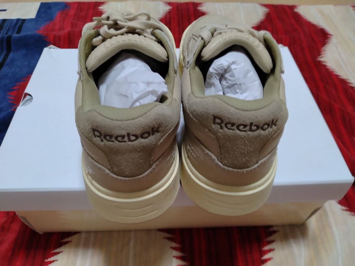 REEBOK CLUB C LTD　RMIA04DC99FAB0045552　 VINTAGE CANVAS KHAKI　リーボック　新品　未使用　正規品　売切　格安　限定　レア　希少_画像2