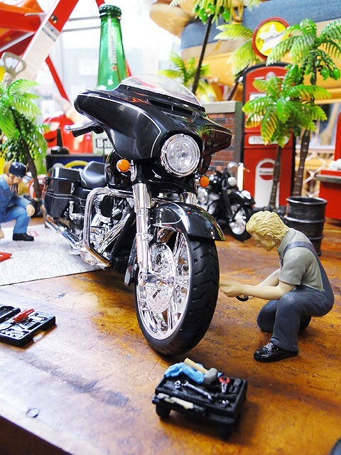 マイスト 2015年 ハーレーダビッドソン ストリートグライド モデルカー 1/12スケール ■ アメリカン雑貨 アメリカ雑貨 ミニカー_画像2