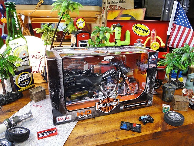 マイスト 2015年 ハーレーダビッドソン ストリートグライド モデルカー 1/12スケール ■ アメリカン雑貨 アメリカ雑貨 ミニカー_画像6