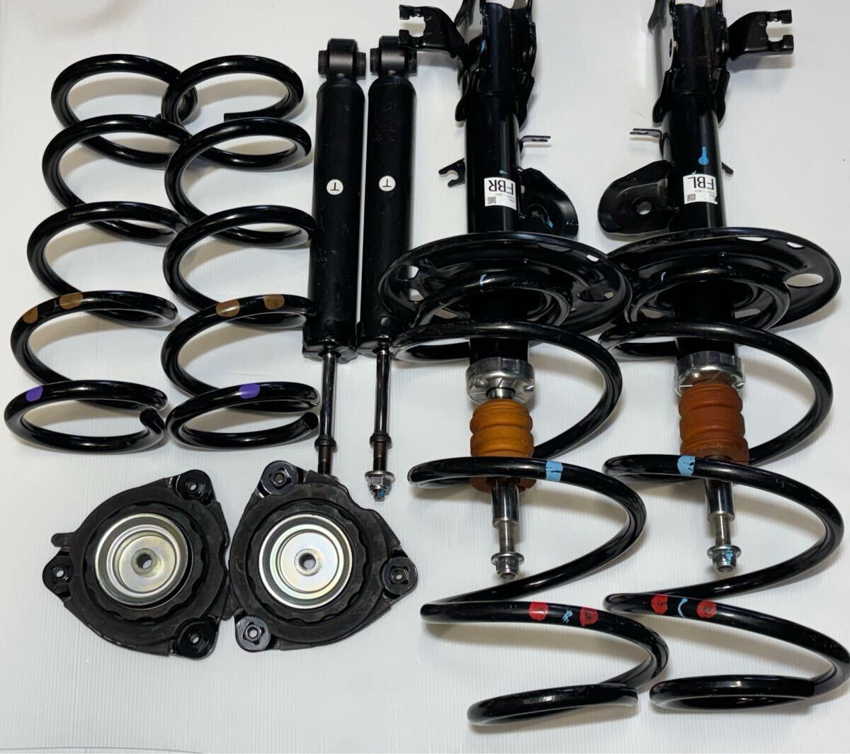 Elgrand Highway Star 4WD E52 оригинальный подвеска оригинальная подвеска PNE52 Nissan с новой машины средний период type