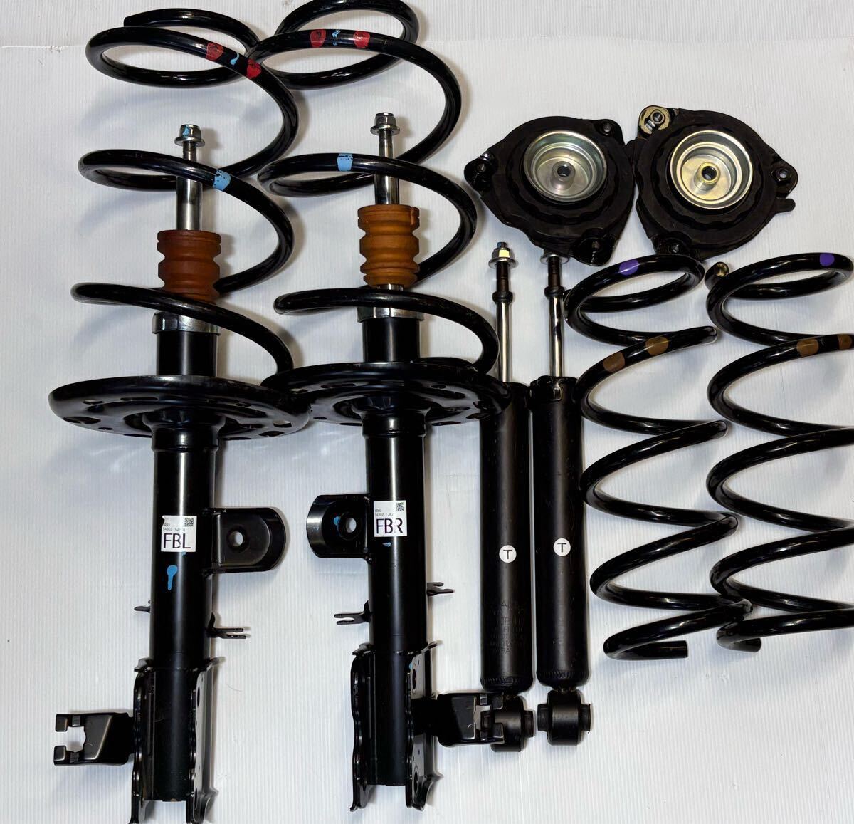 Elgrand Highway Star 4WD E52 оригинальный подвеска оригинальная подвеска PNE52 Nissan с новой машины средний период type Elgrand Highway Star 4WD E52 оригинальный подвеска оригинальная подвеска PNE52 Nissan с новой машины средний период type