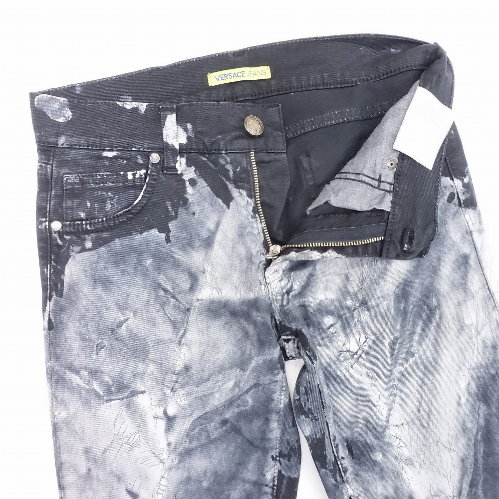 VERSACE JEANS ヴェルサーチ ジーンズ 総柄 デニム パンツ スキニー コットン ストレッチ イタリア製 W24 黒 レディース 【中古】_画像3