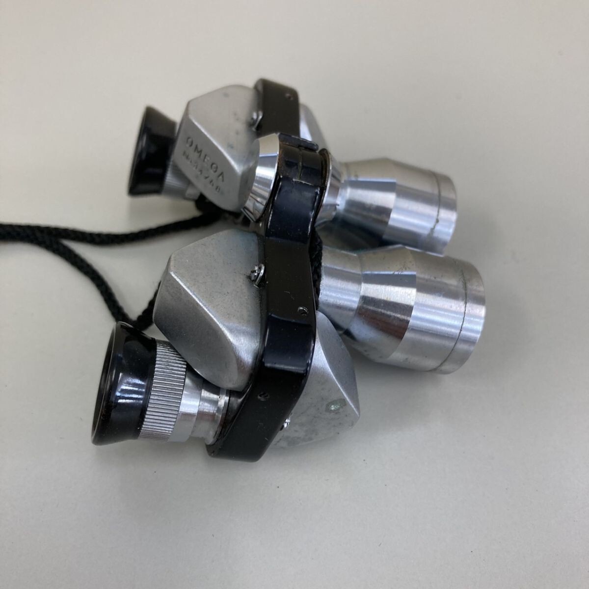 E326-I78-126 OMEGA オメガ No.34768 7×18 Field 6.5°雙眼鏡 ケース付き 小型 コンパクト シルバー ブラック TE