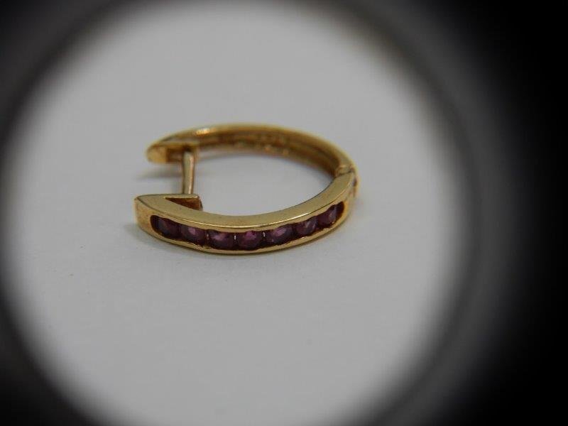 K18 1.3ｇ ルビー？ ピアス 片方 レタ-パックライト可 0929X14G_画像2