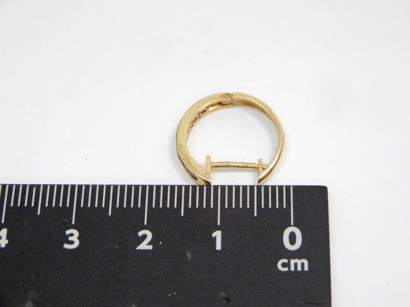 K18 1.3ｇ ルビー？ ピアス 片方 レタ-パックライト可 0929X14G_画像9