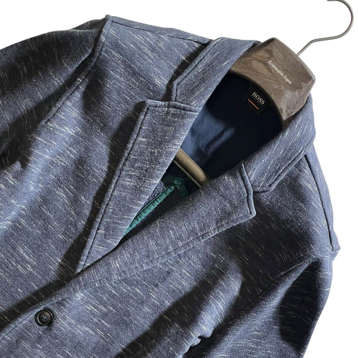 美品/希少XL位●HUGO BOSS ヒューゴボス テーラードジャケット アンコン ストレッチ ニット 霜降り パイピング ロゴプレート メンズ スーツ_画像5