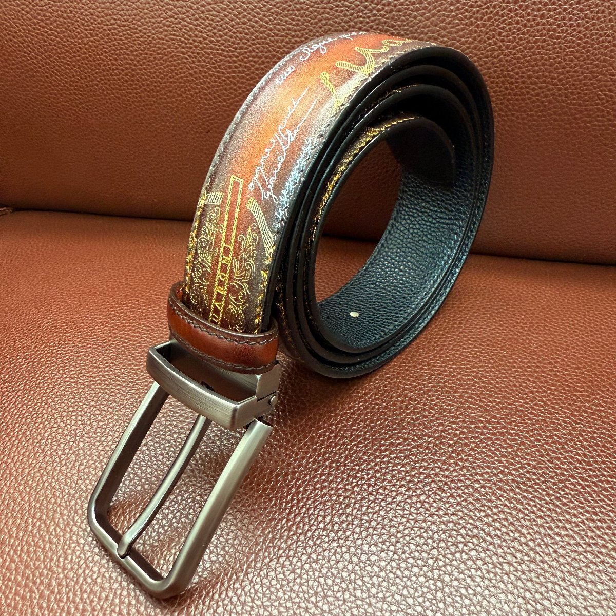 貴重品 EU製 定価9万◆UABONI*ユアボニ*幻のパティーヌ*ベルト◆レザー カーフスキン 手染 ゴールデン 調節可能 スーツ ビジネス 紳士用_画像2