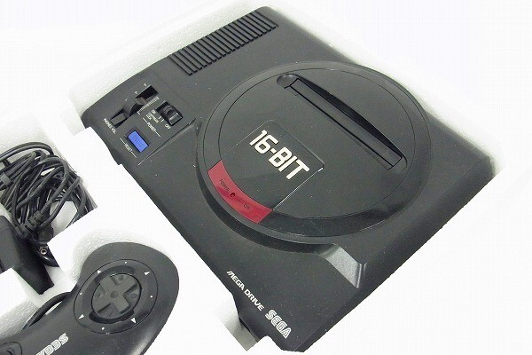 V013-J39-391 SEGA セガ メガ ドライブ HAA-2510 本體 現(xiàn)狀品③＠