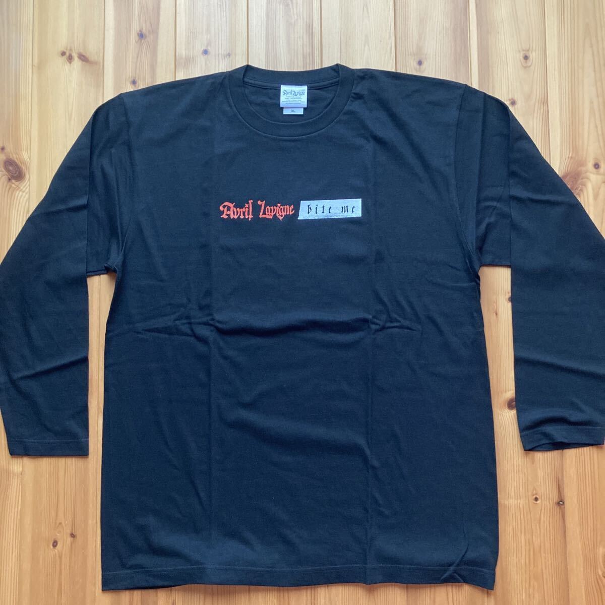 新品★Avril Lavigne アヴリル・ラヴィーン★Bite Me Baroon Canada Tour 2022 長袖 Tシャツ/XLサイズ 黒 ロングスリーブ_画像4