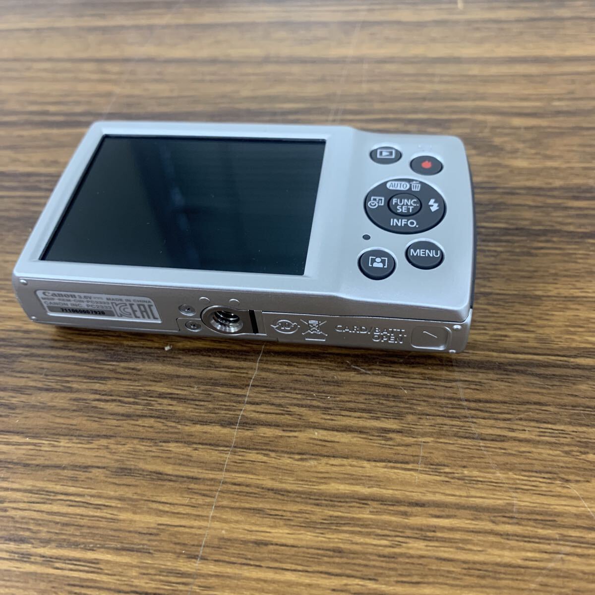 美品 Canon IXY 200 コンパクトデジタルカメラ デジタルカメラ シルバー キャノン