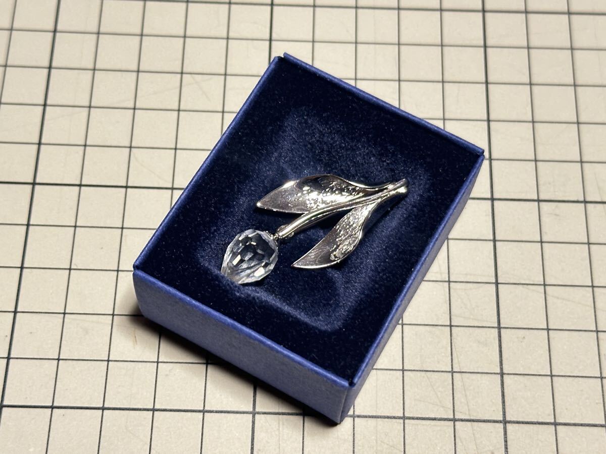 SWAROVSKI スワロフスキー 箱付き ブローチ チューリップ フラワー 花 シルバー クリスタル アクセサリー_画像3