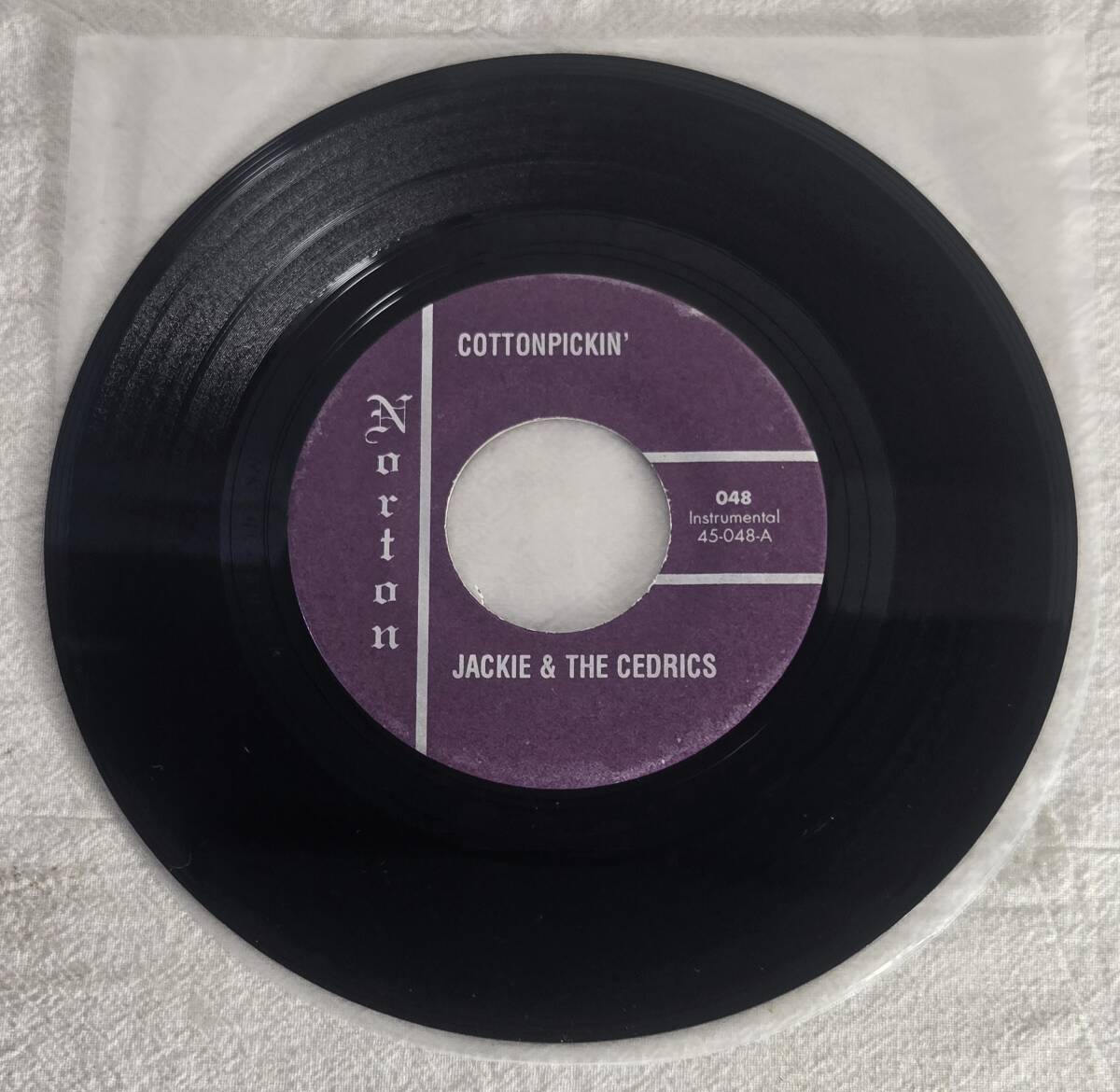 ★希少!EP レコード★ Jackie and the Cedrics Cottonpickin' / Wine Wine Wine ジャッキー&ザ・セドリックス インストサーフ_画像3