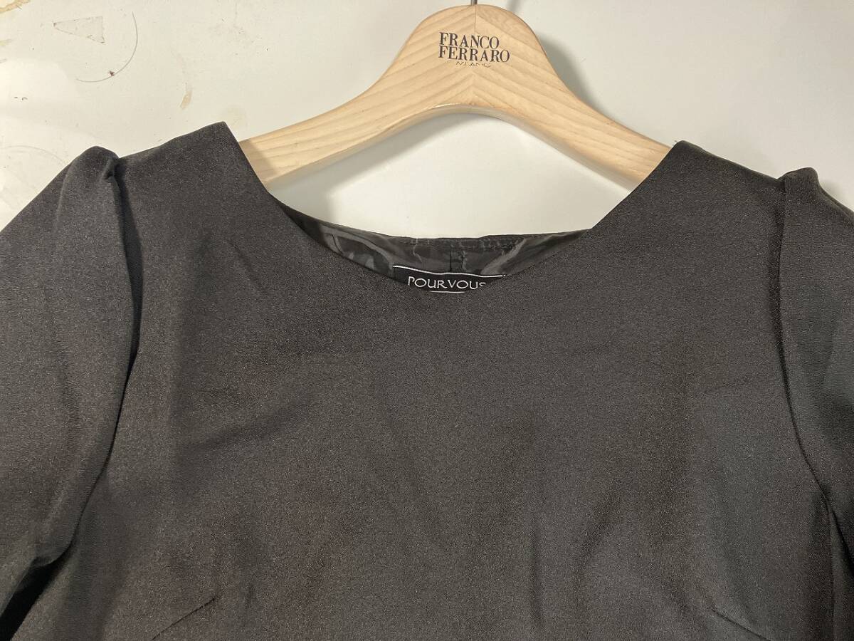 新品■Ｍサイズ■袖レース+バックシフォンプリーツ切替サテンONE PIECE■ブラック_画像2