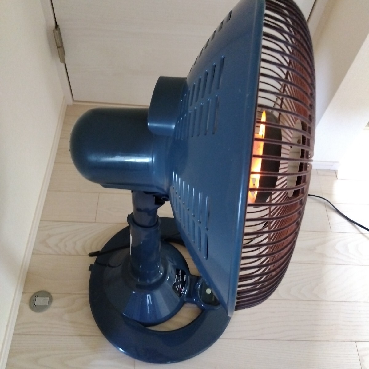 動(dòng)作確認(rèn)済★美品★ハロゲンヒーター HALOGEN morita MS-872HRi リモコン付★マイナスイオン 400/800切掛け★首振り AC電源