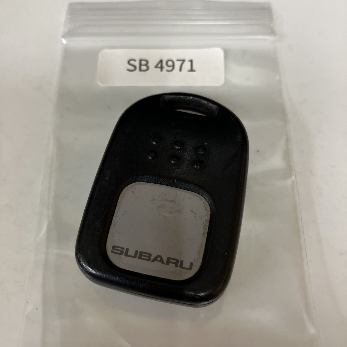 SB4971 スバル 純正キーレス プレオ EN07 赤外線式 ヴィヴィオ サンバー KK3 KK4 RA1 RA2 TV1 TW1等　1ボタン
