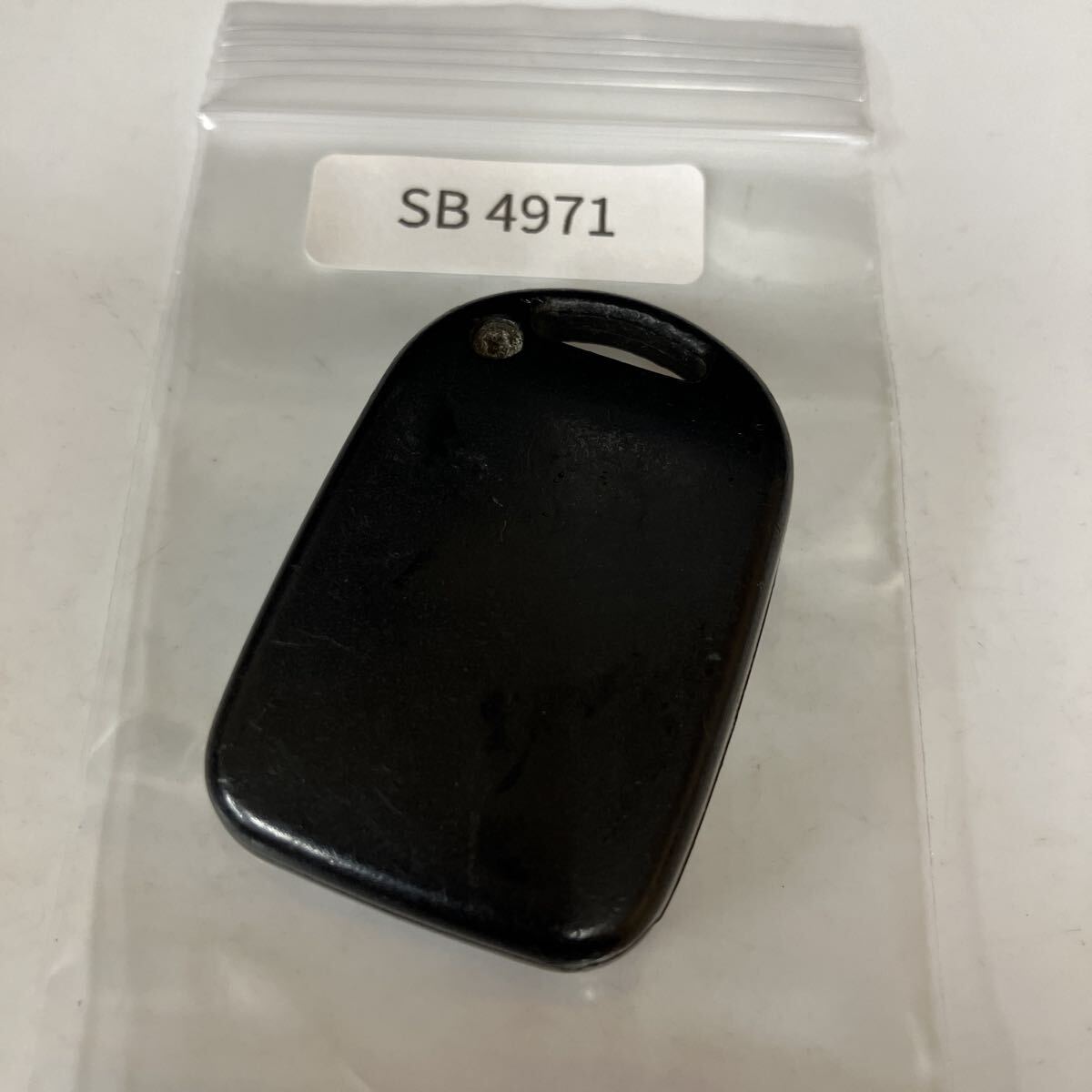 SB4971 スバル 純正キーレス プレオ EN07 赤外線式 ヴィヴィオ サンバー KK3 KK4 RA1 RA2 TV1 TW1等　1ボタン