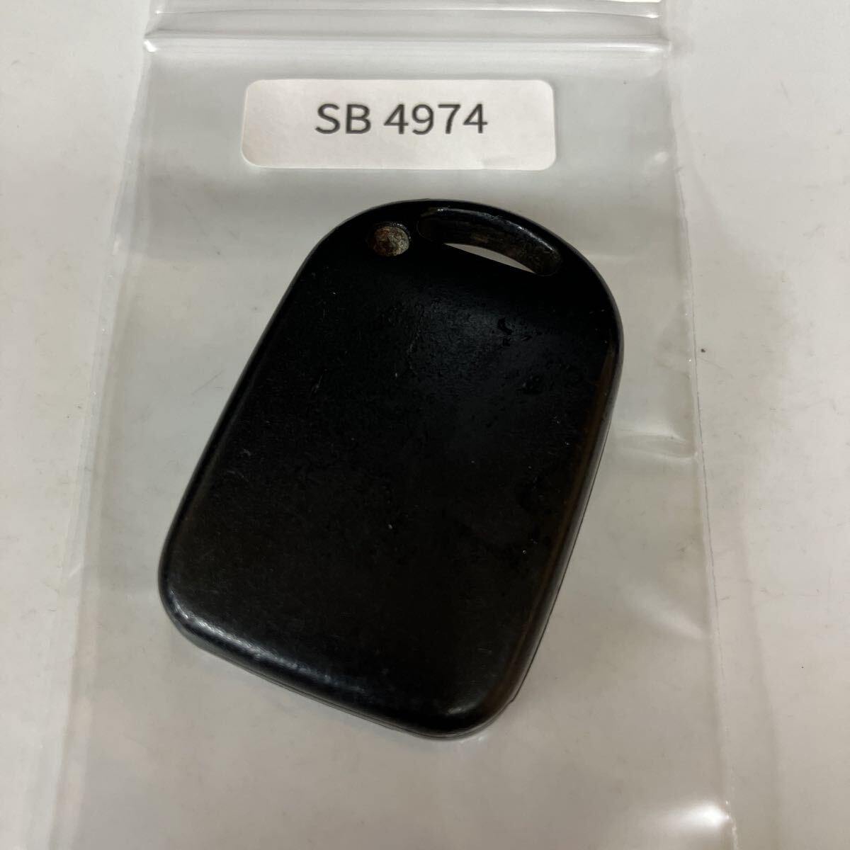 SB4974 スバル 開かない 純正キーレス プレオ EN07 赤外線式 ヴィヴィオ サンバー KK3 KK4 RA1 RA2 TV1 TW1等　1ボタン