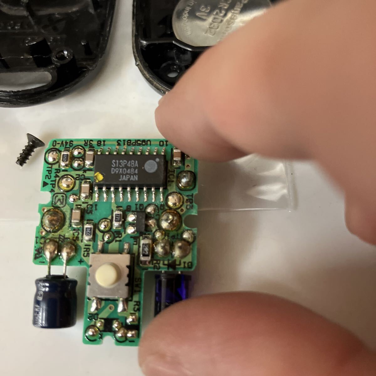SB4982 スバル 純正キーレス プレオ EN07 赤外線式 ヴィヴィオ サンバー KK3 KK4 RA1 RA2 TV1 TW1等　1ボタン