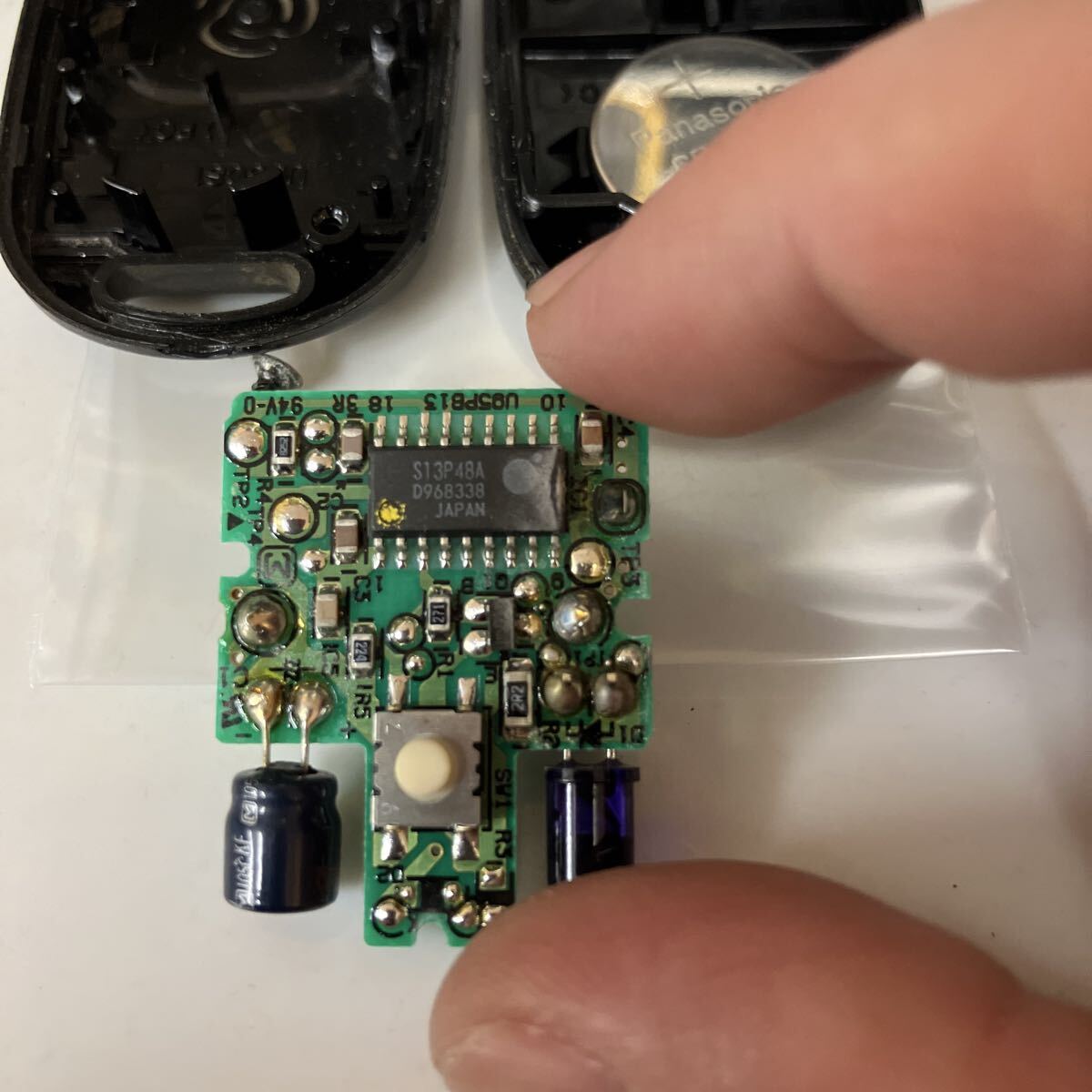 SB4984 スバル 純正 キーレス プレオ EN07 赤外線(xiàn)式 ヴィヴィオ サンバー KK3 KK4 RA1 RA2 TV1 TW1等　1ボタン