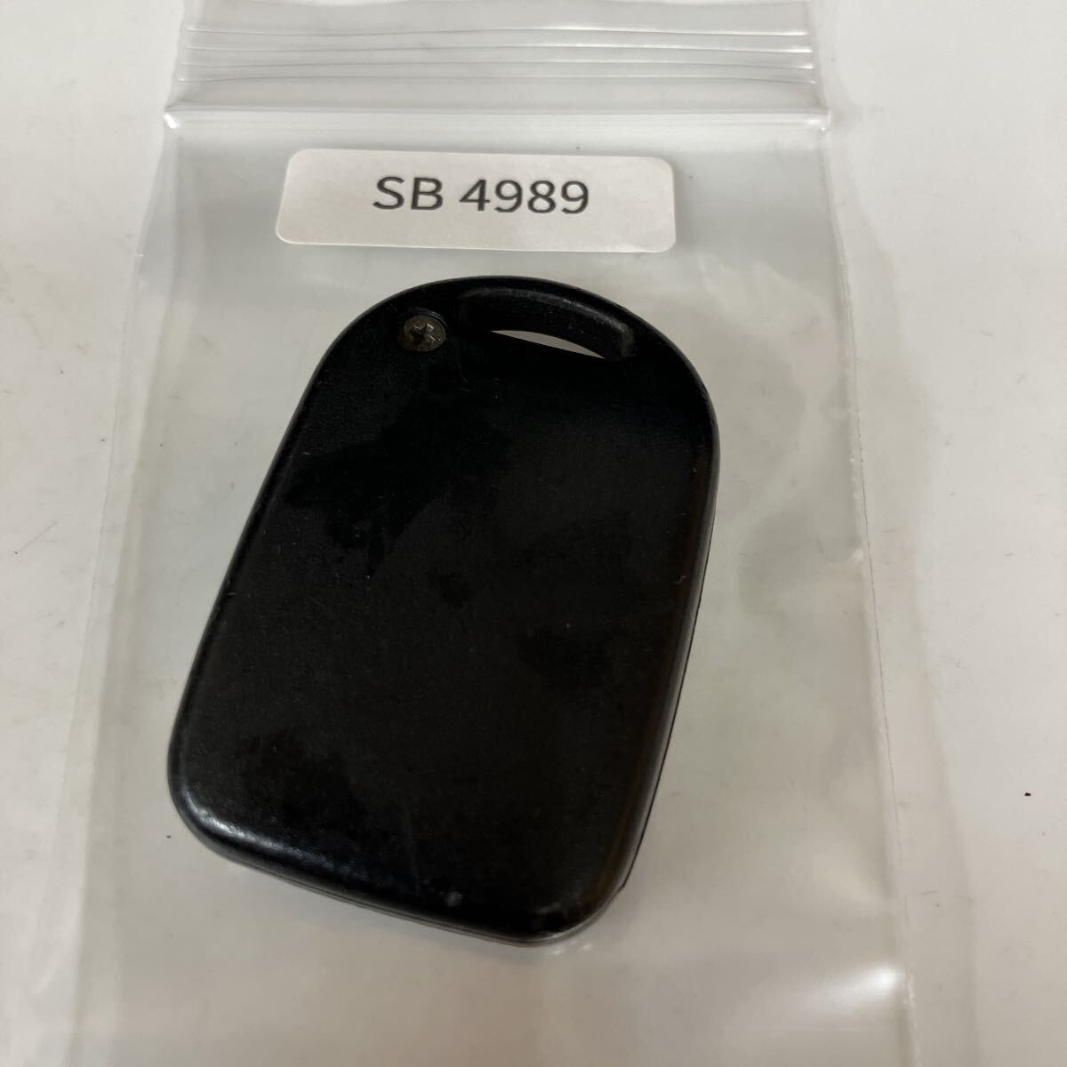 SB4989 スバル 純正キーレス プレオ EN07 赤外線式 ヴィヴィオ サンバー KK3 KK4 RA1 RA2 TV1 TW1等　1ボタン