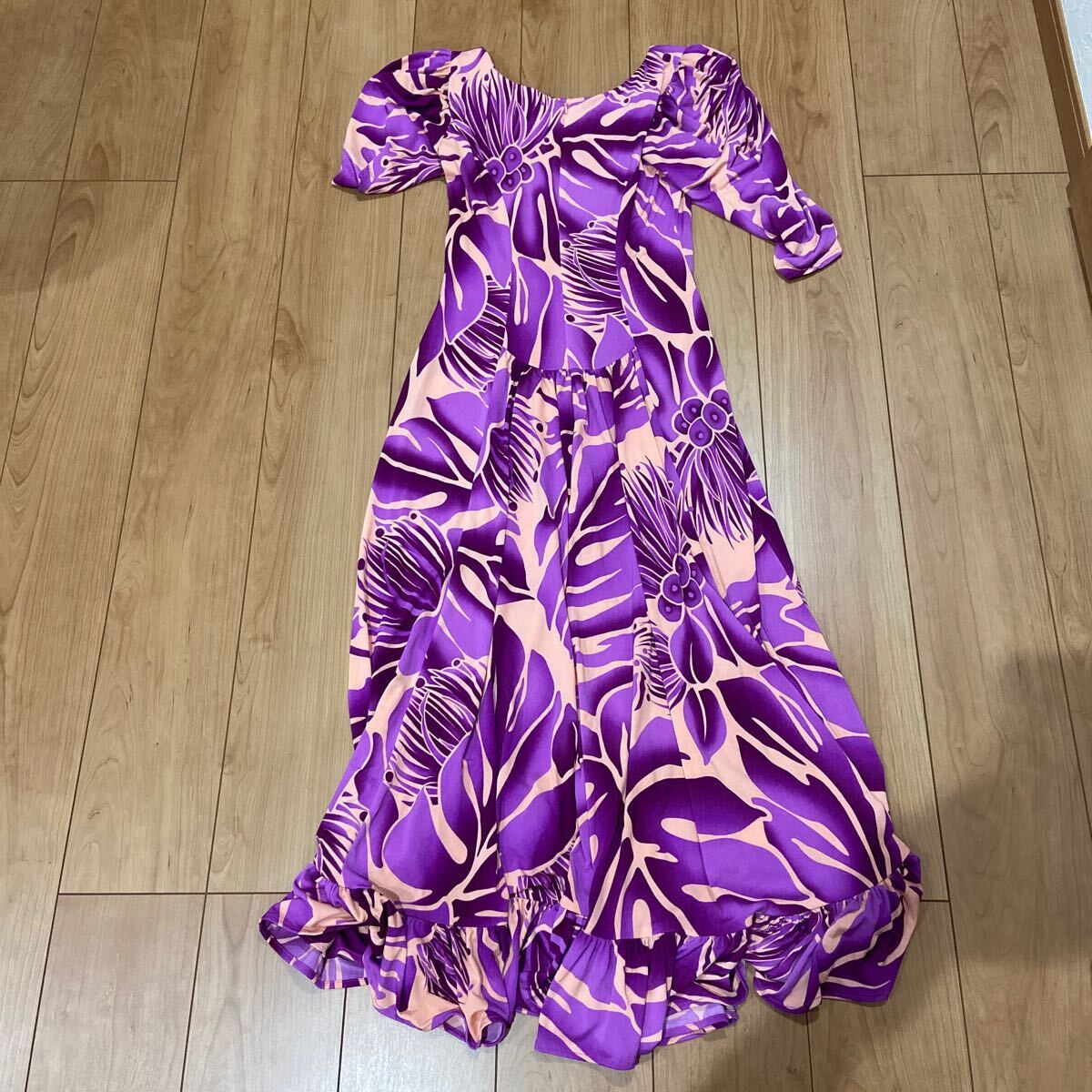 CC Fashions ロングワンピース　サイズ3-4 フラドレス_画像2