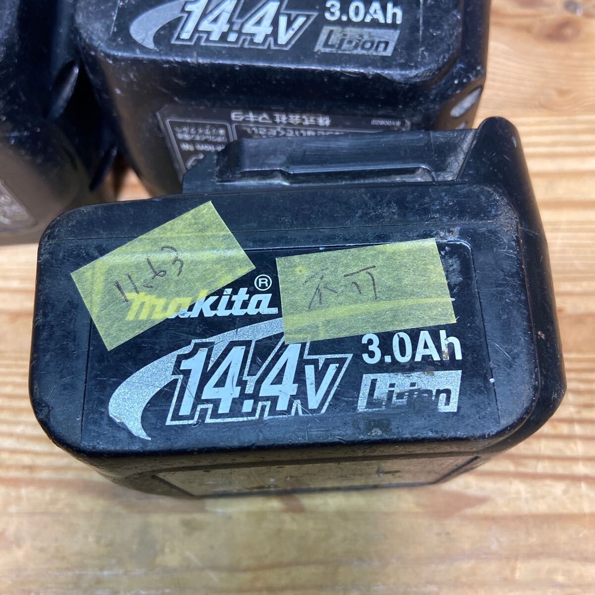 makita マキタ　BL1430 14.4v バッテリー4つとおまけ_画像4