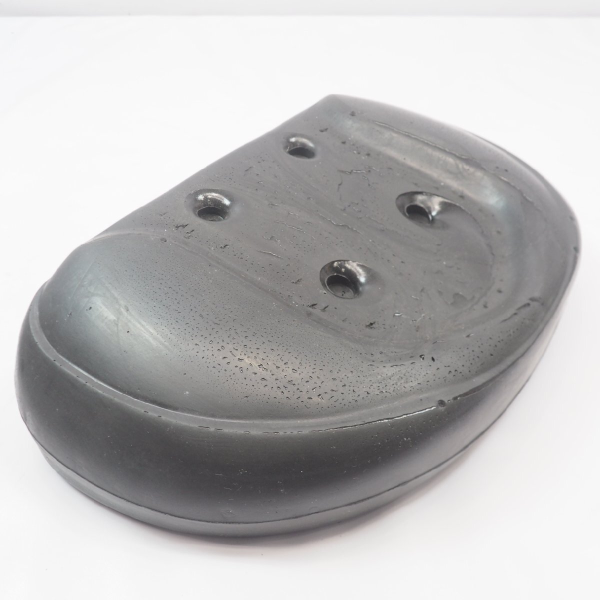 バックレスト パッド ゴム ラバー ハーレー H-D ソフテイル ダイナ ドラッグスター シャドウ ロイヤルスター レイダー VT1300 XVS