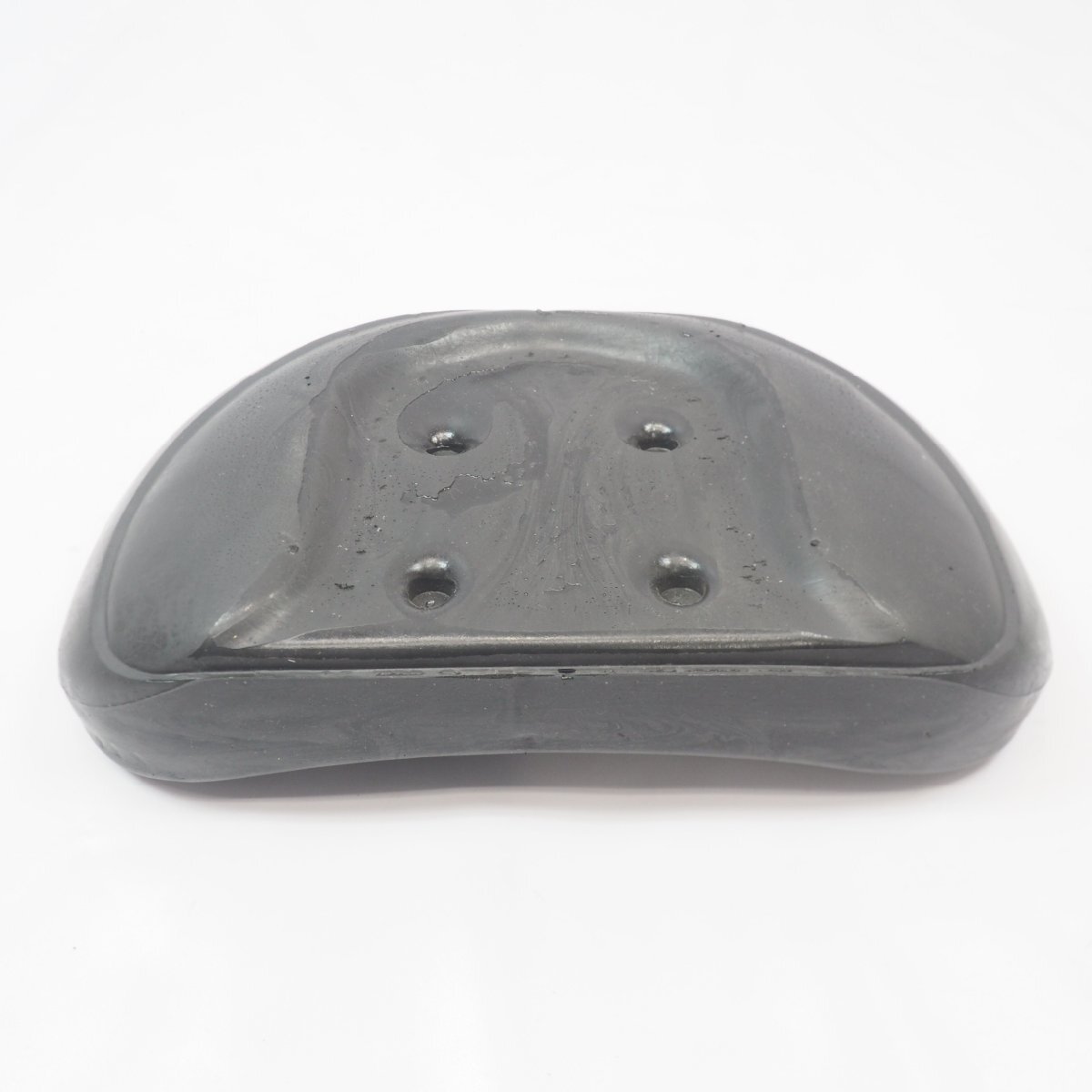 バックレスト パッド ゴム ラバー ハーレー H-D ソフテイル ダイナ ドラッグスター シャドウ ロイヤルスター レイダー VT1300 XVS