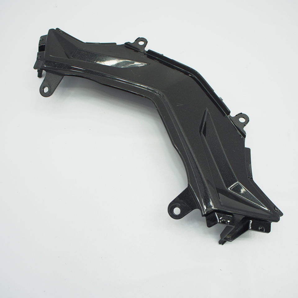 ニンジャ250 EX250L 13-17年 Z250 ER250C 純正シートカウル 中央 テールカウル. リアセンターカウル NINJA250 割れ無!