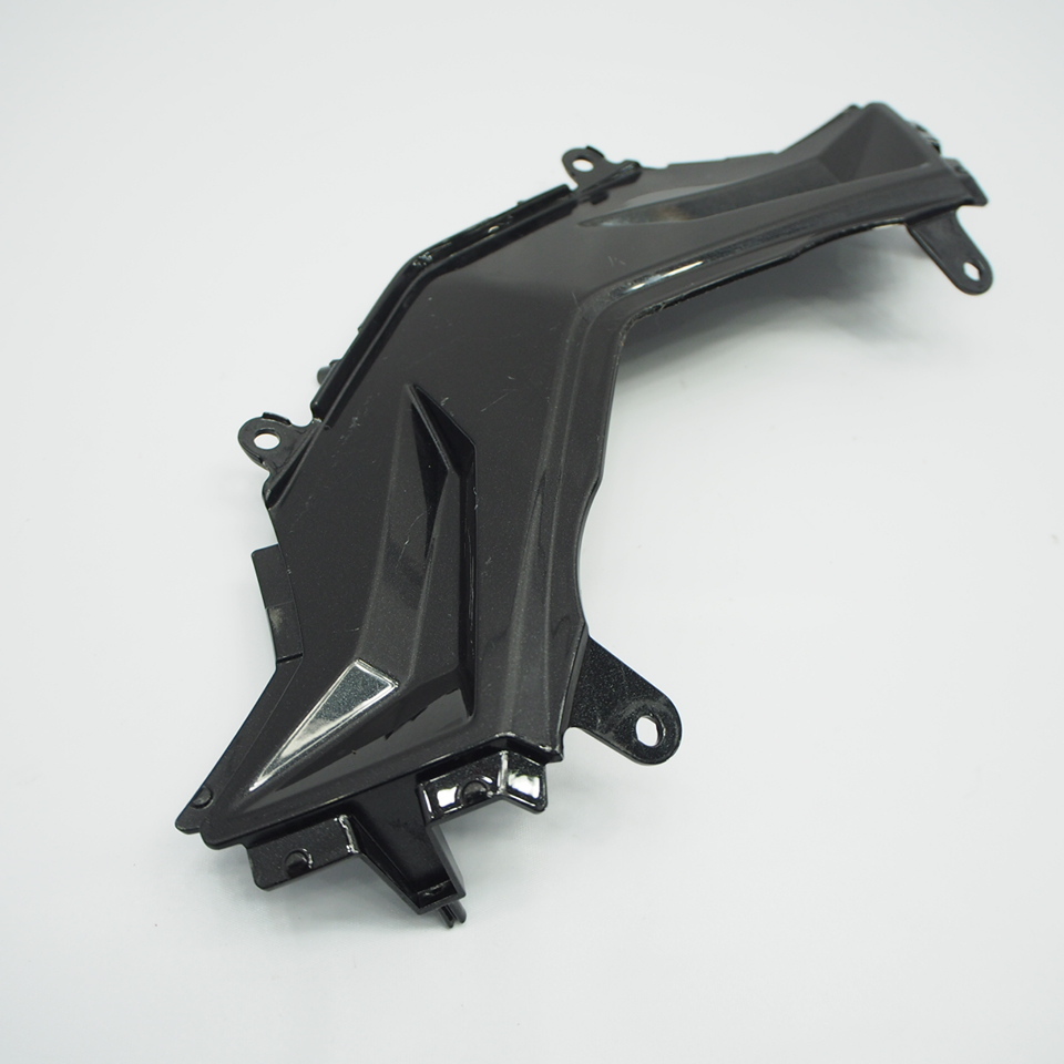 ニンジャ250 EX250L 13-17年 Z250 ER250C 純正シートカウル 中央 テールカウル. リアセンターカウル NINJA250 割れ無!