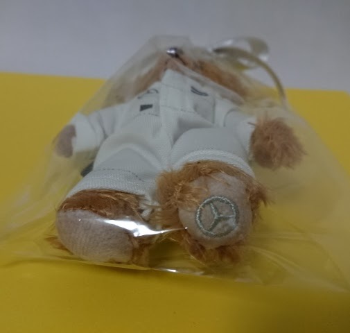 Mercedes-Benz　ベンツ　マスコットベア　レーシングスーツ　ぬいぐるみキーホルダー_画像3