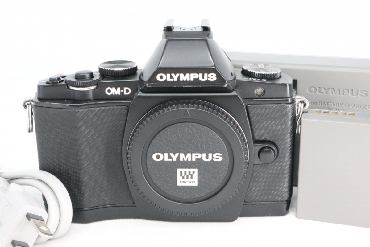 【良品?4880回】 OLYMPUS オリンパス OM-D E-M5 ボディ ブラック 箱付き シャッター數(shù) 4880回 #f-107