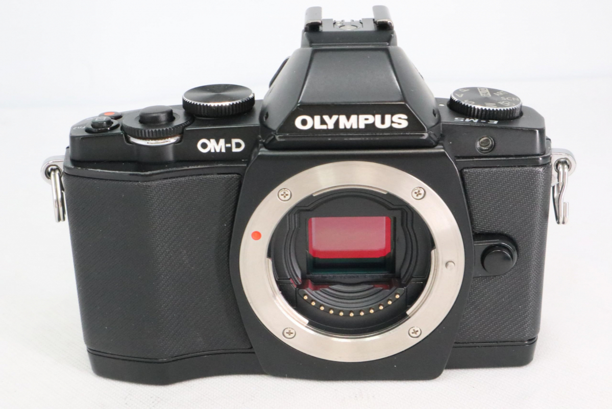 【良品?4880回】 OLYMPUS オリンパス OM-D E-M5 ボディ ブラック 箱付き シャッター數(shù) 4880回 #f-107