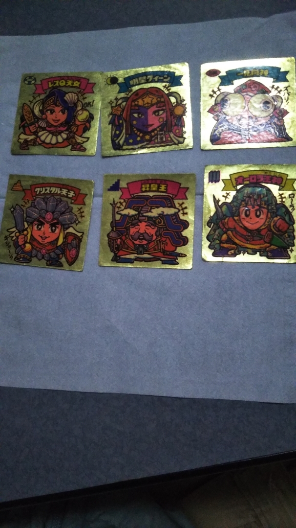 即決　旧ビックリマン　金色　天使　背景　劣化　4枚　バラ売り価格　ロッテ　チョコ版　8弾_画像1