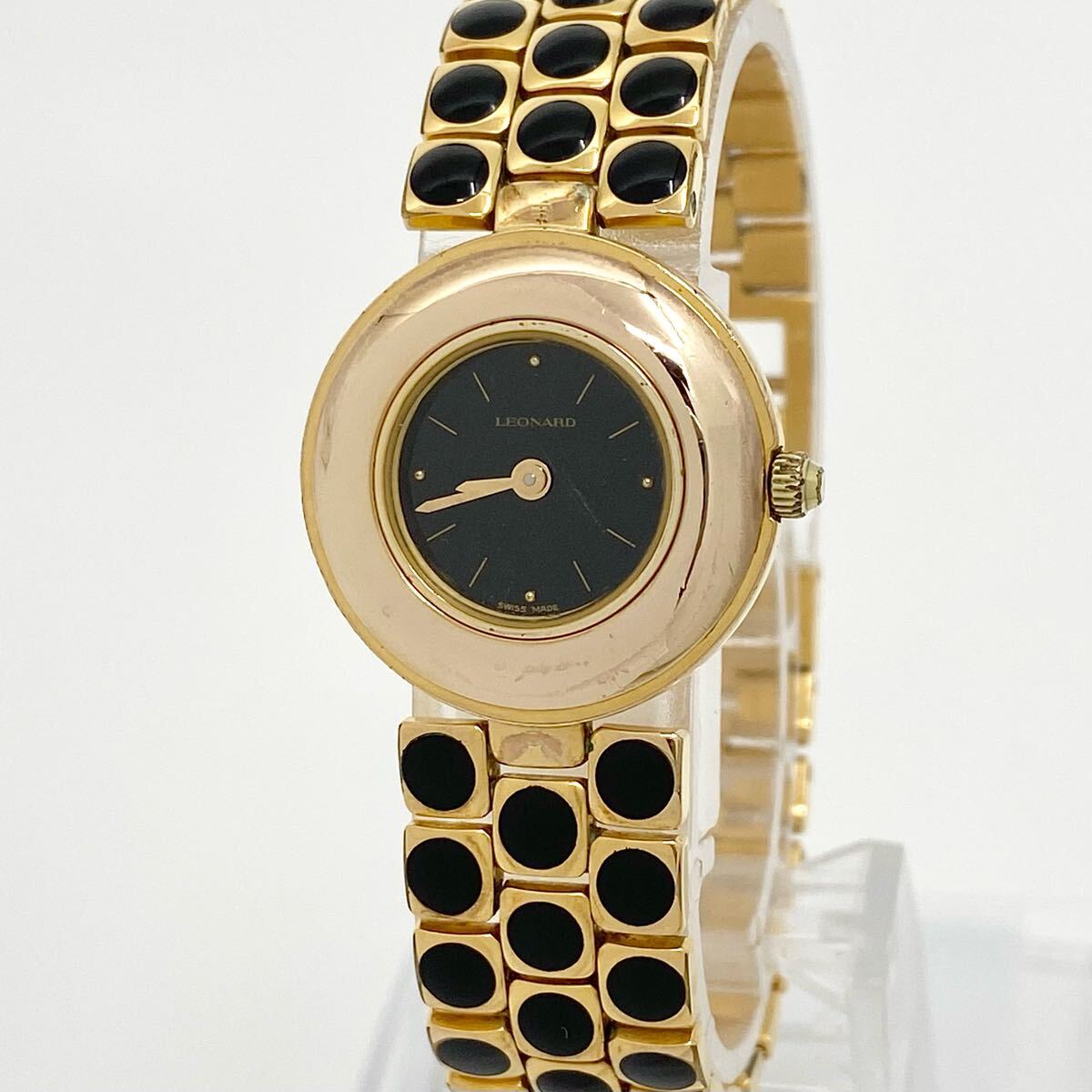 腕時計 レディース LEONARD クォーツ quartz Swiss 黒文字盤 ゴールド 金 GOLD 54116 ブレスウォッチ レオナール Watch Y3711