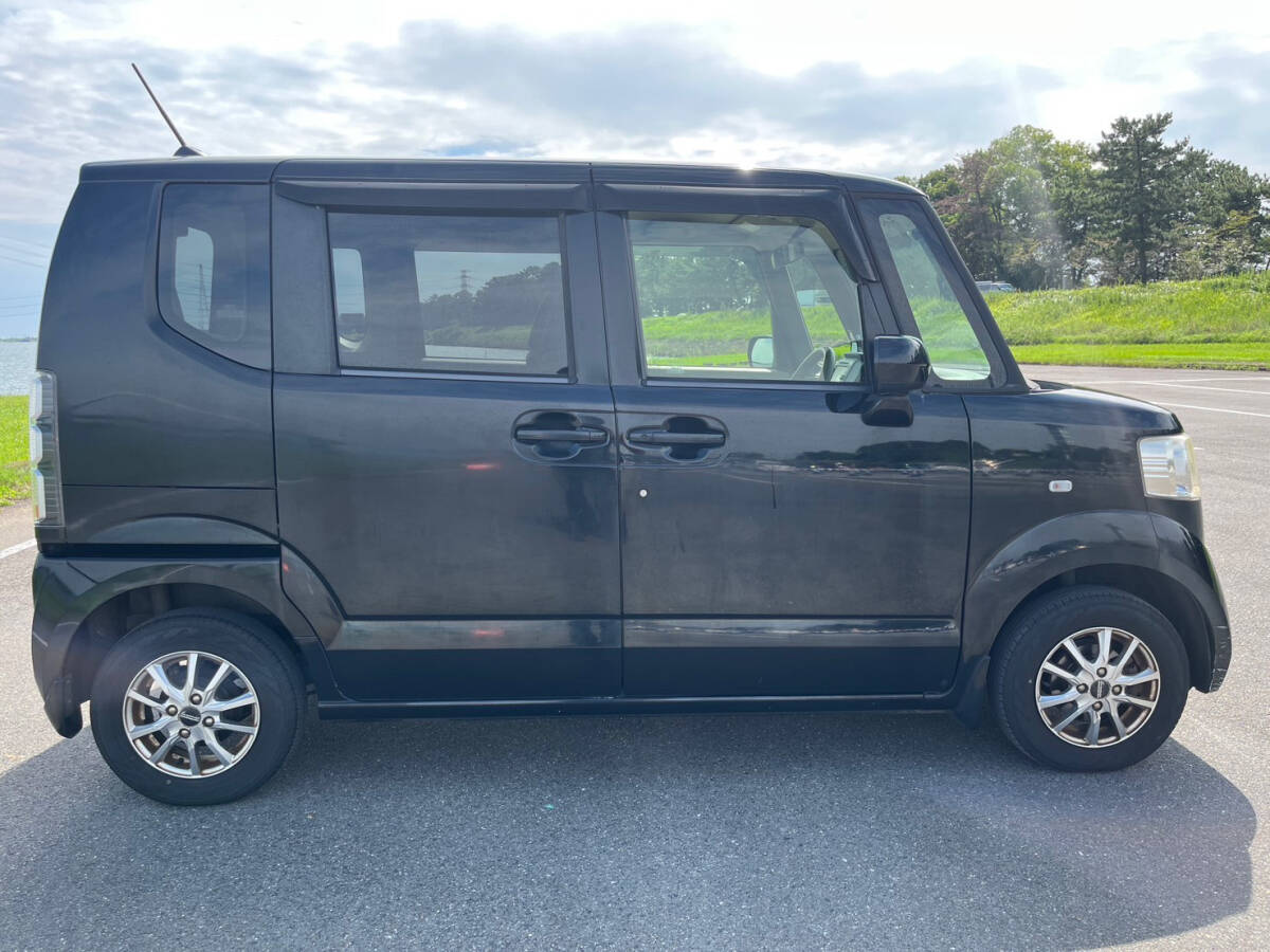 ホンダ N-BOX 4WD GLパッケージ H24年式 5萬(wàn)キロ 純正ナビ パワスラ ETC バックカメラ スマートキー2本 社外アルミ フルオートエアコン