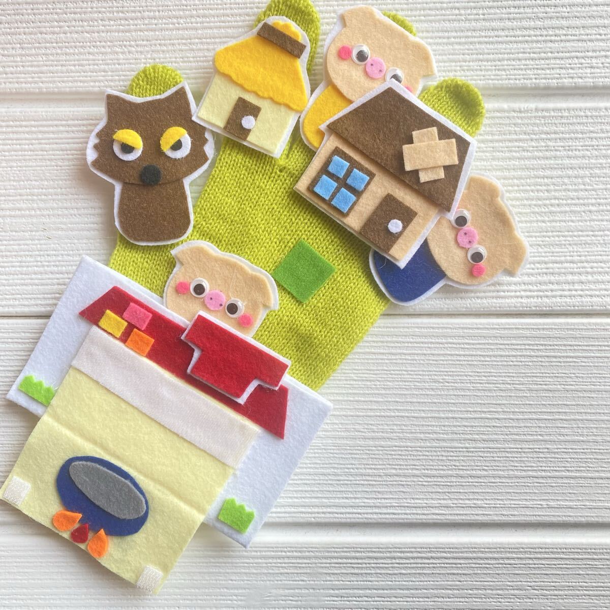 手袋シアター　こぶたとおおかみ_画像2