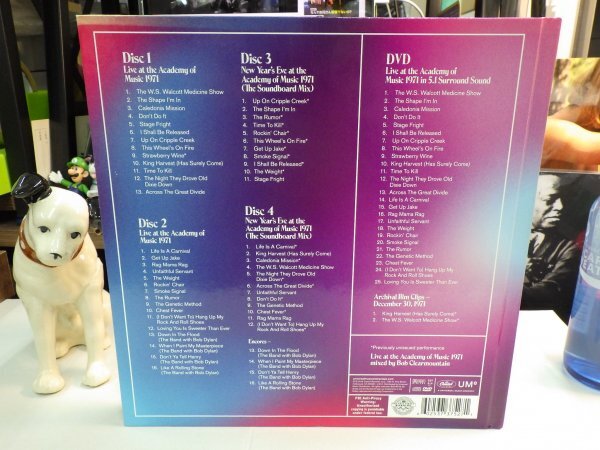 ●5｜新品同様Like NEW!★4CD+DVD, 1877000, 48ページ?ハードブック付屬★THE BAND ザ?バンド - LIVE AT THE ACADEMY OF MUSIC 1971