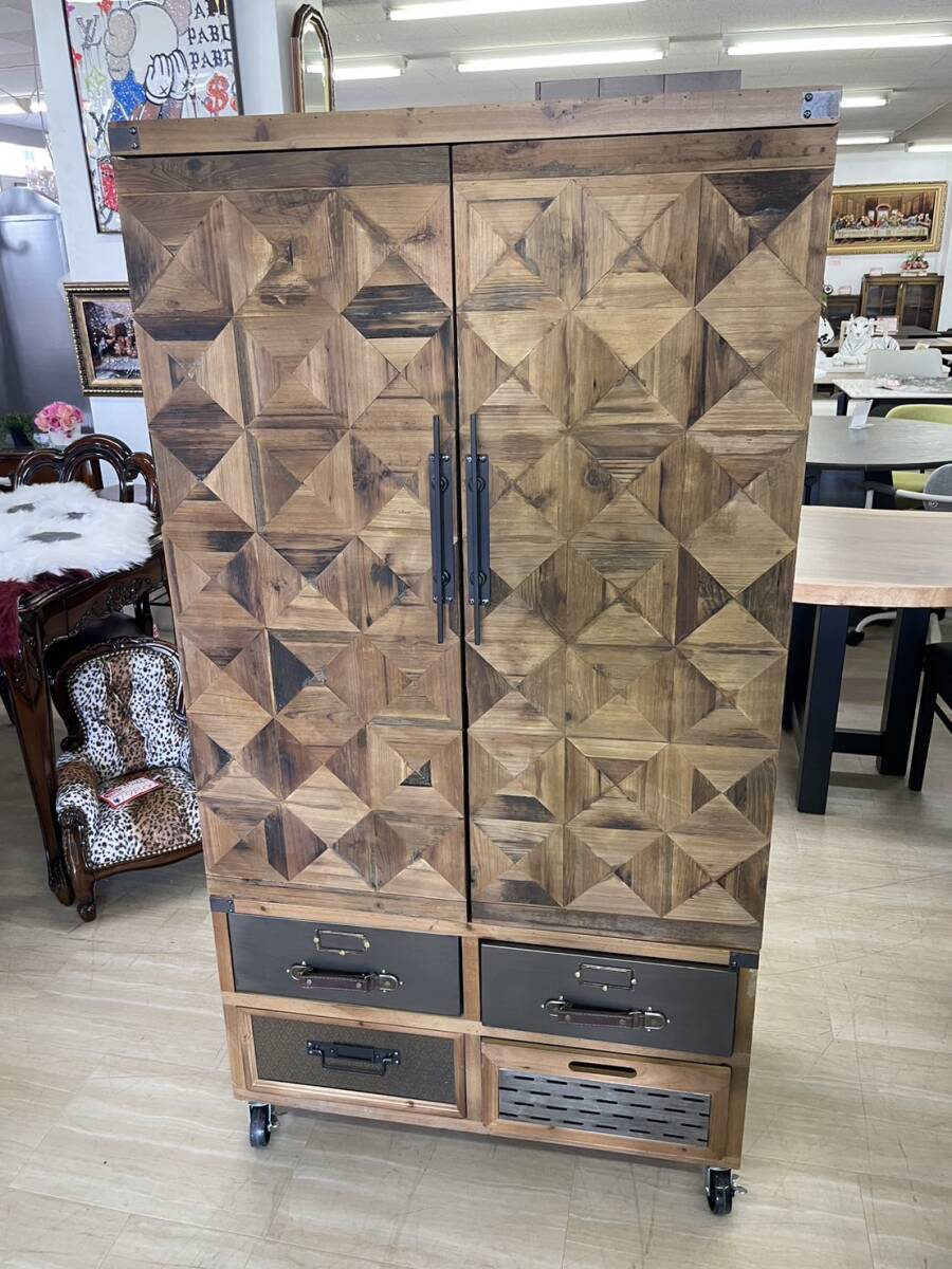 ワインセラー　キャビネット　木製　レトロ　アンティーク　ヴィンテージ　棚　ラック　ワインラック　ワイン収納 扉付き　キャスター付き