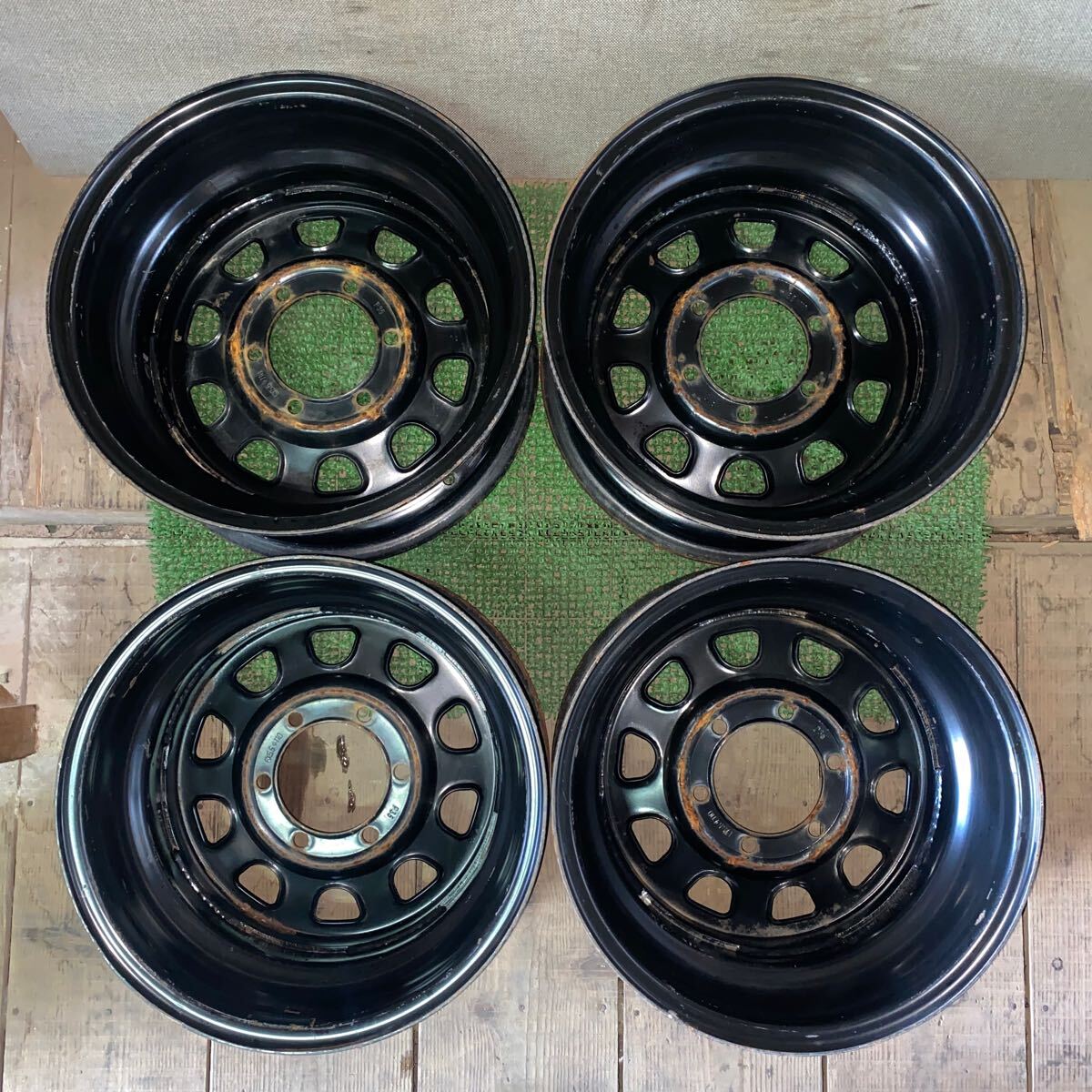  Deighton колесо Hiace 16 дюймовый 16×7J OFF;+35 PCD:139.7-6H ступица ;110mm ржавчина есть Okinawa отдаленный остров отправка не возможно 