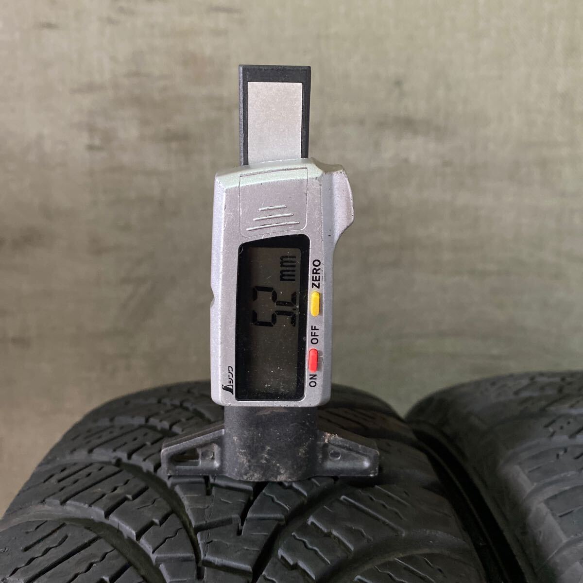 バリ山 オールシーズン DUNLOP 155/65R13 73H 年式2023 残り:約5〜6mm 8分山 沖縄離島発送不可_画像2