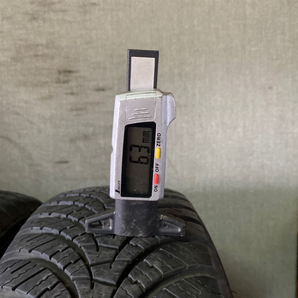 バリ山 オールシーズン DUNLOP 155/65R13 73H 年式2023 残り:約5〜6mm 8分山 沖縄離島発送不可_画像5