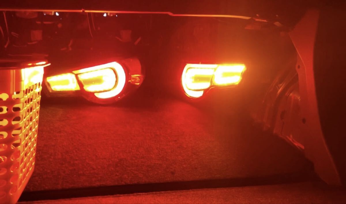 86 brz トムス TOM'S テールランプ クリア zn6 zc6 左右 新品パッキンおまけ 點(diǎn)燈確認(rèn)済
