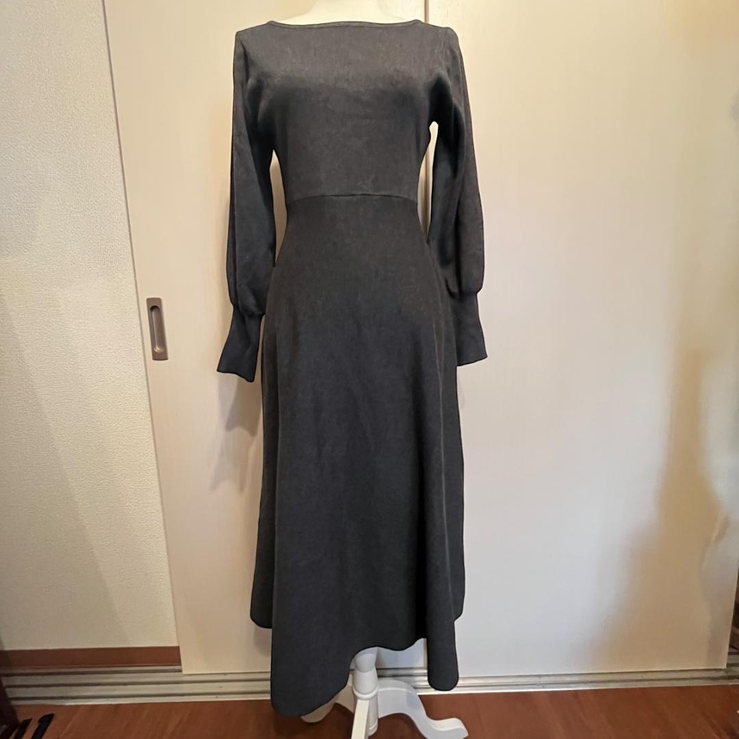 神戸レタス【岡部あゆみコラボ】フレアニットワンピチャコールグレー ボートロング_画像3